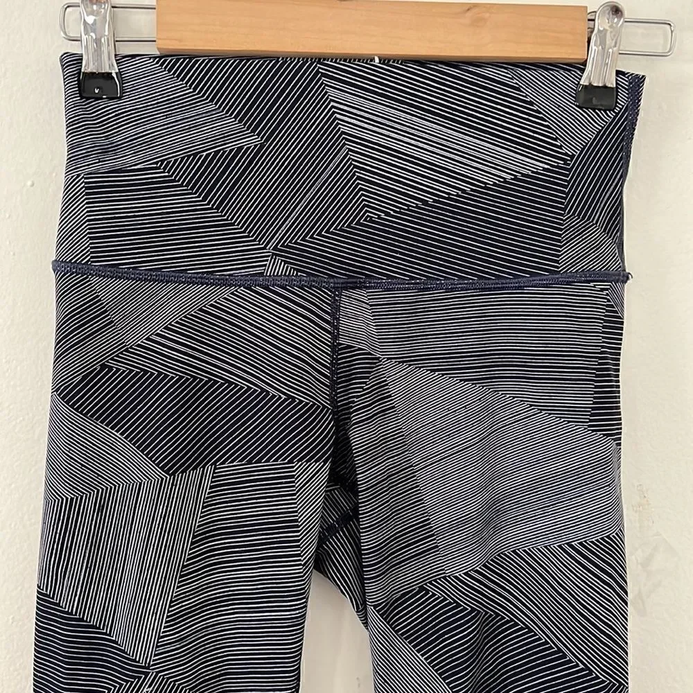 Lululemon Capri leggings EUC